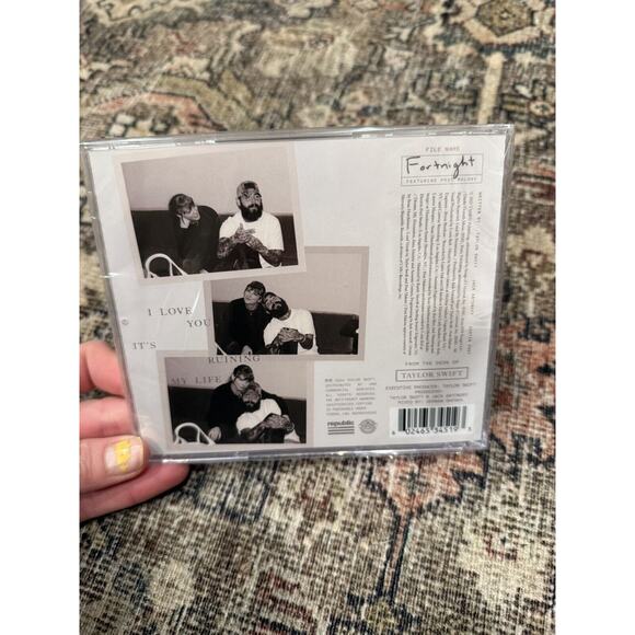 TAYLOR SWIFT & POST MALONE FORTNIGHT LIMITED EDITION CD SINGLE NEW SEALED - Picture 2 of 2